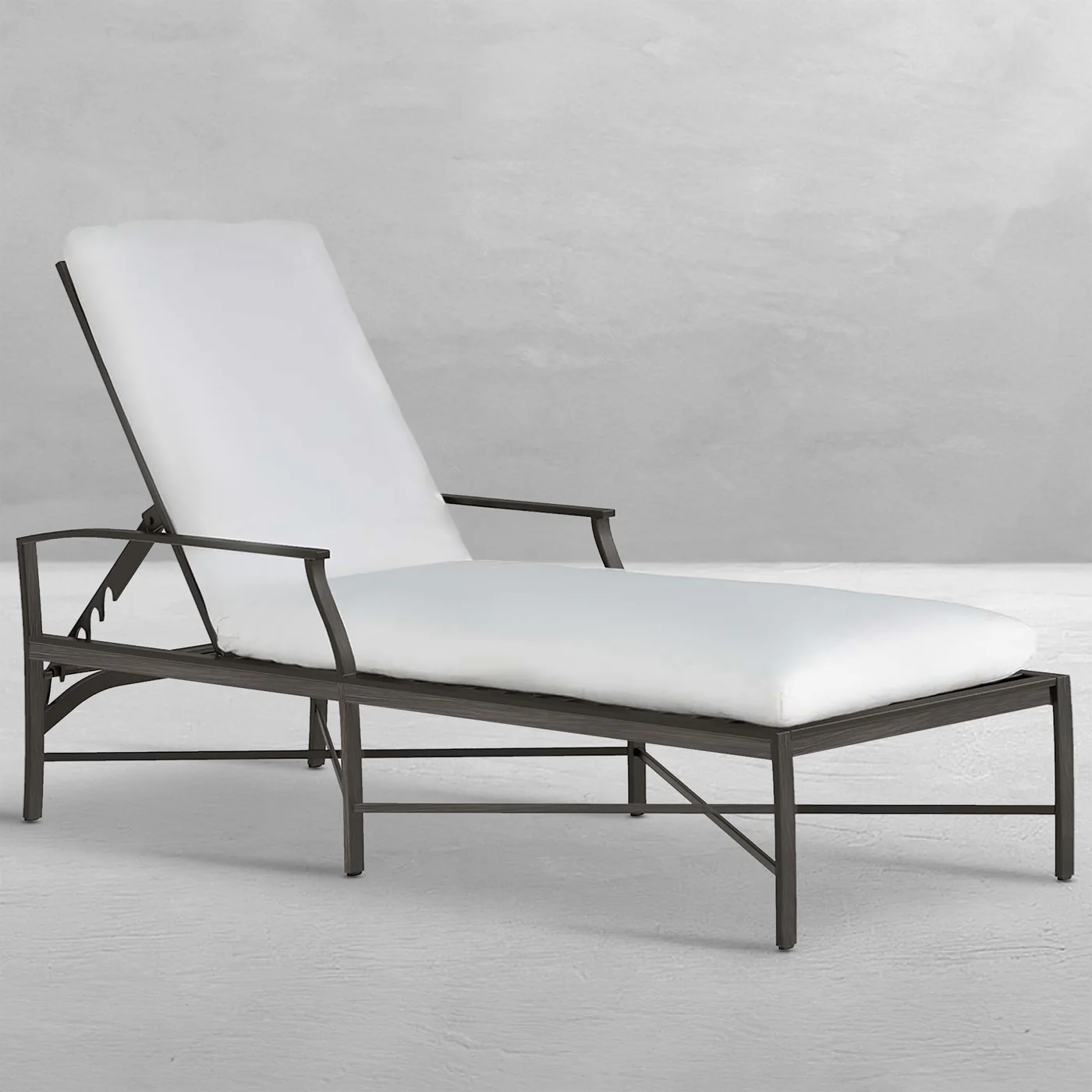 3422 Monaco Chaise