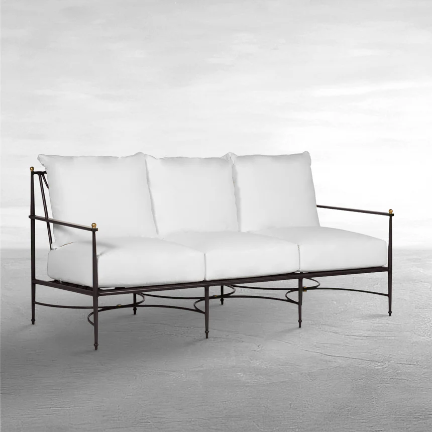 3667 Roma Sofa